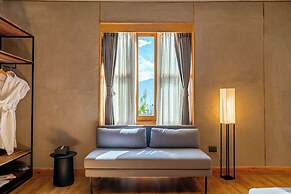 Chospa Hotel