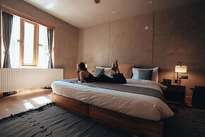 Chospa Hotel