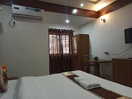 Hotel TLB Palace