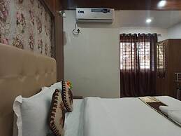 Hotel TLB Palace
