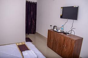 Hotel TLB Palace