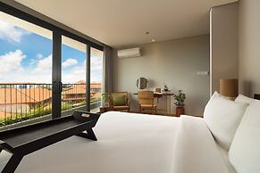 Beachwalk Residence