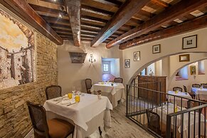 Borgo Petroro