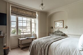 The Falcon Painswick