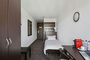 Neuchatel City Hotel