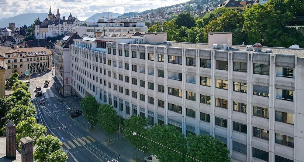 Neuchatel City Hotel