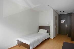 Neuchatel City Hotel