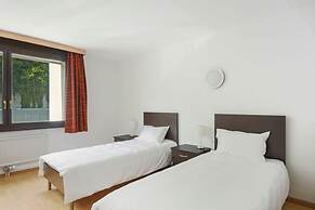 Neuchatel City Hotel