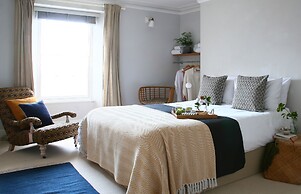 Beautiful 6-bed - Sleeps 12 - Stunning Views