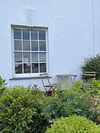 Beautiful 6-bed - Sleeps 12 - Stunning Views