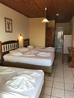Village Inn Studios & Family Apartments