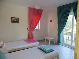 Dalyandreams Villa Sleeps12-pool-wifi-ac-parking