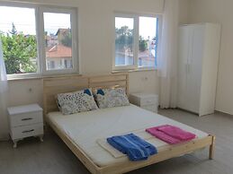 Dalyandreams Villa Sleeps12-pool-wifi-ac-parking