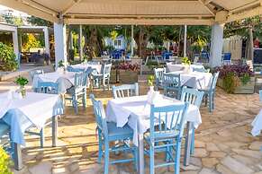 Melina Beach Hotel