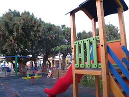 Melina Beach Hotel
