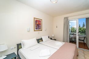 Melina Beach Hotel