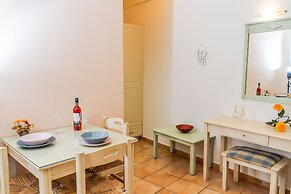 Melina Beach Hotel