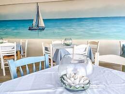 Melina Beach Hotel