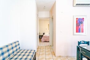 Melina Beach Hotel