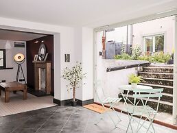 Mary Ann Apartment