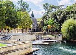 Hostel Flamingo Nîmes Centre Gare