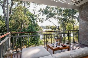 Palm River Hotel