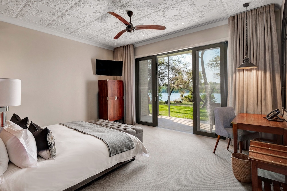 Palm River Hotel