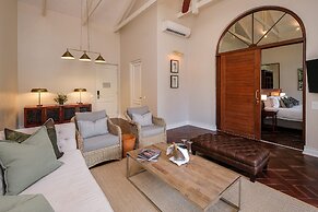 Palm River Hotel