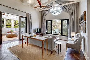 Palm River Hotel