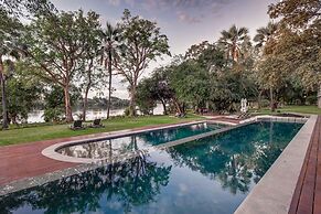 Palm River Hotel