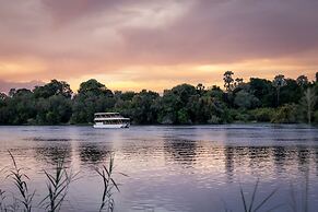 Palm River Hotel