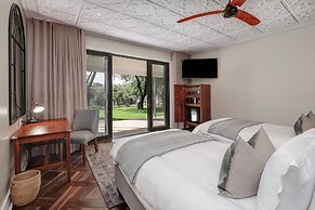 Palm River Hotel