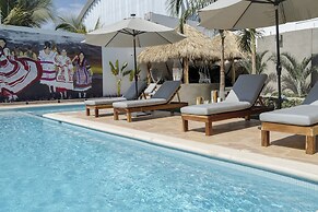 Hotel Camino Del Sol
