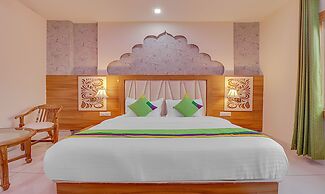 Treebo Royal Mirage, Bhupatwala