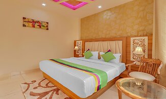 Treebo Royal Mirage, Bhupatwala
