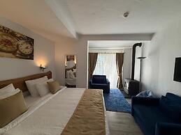 Alaçatı Otel Rebetiko
