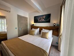 Alaçatı Otel Rebetiko