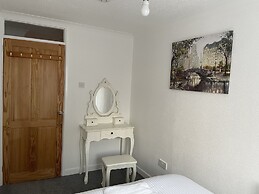 Tivoli Bungalow