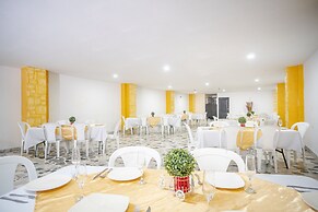 Ayenda 1910 Gold Plaza