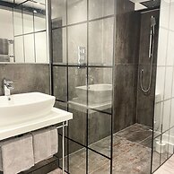 Booking Urban - Halstead