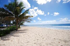 3 Min Walk to Beach - Blessed Manor by Bluescape