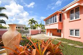 3 Min Walk to Beach - Blessed Manor by Bluescape