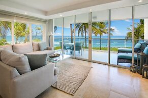 Stunning Beachfront 2-Bed Condo with Pool - Ocean One 204 by BSL Renta