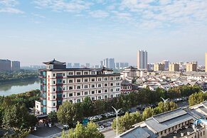 Ramada Encore by Wyndham Linqu Downtown