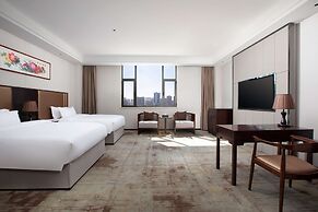 Ramada Encore by Wyndham Linqu Downtown