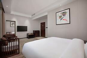 Ramada Encore by Wyndham Linqu Downtown