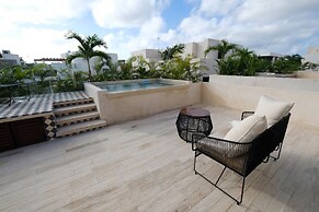 406 Awesome 1Br 2pax designer condo