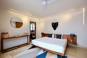 404 Awesome 1Br designer by StayPodio