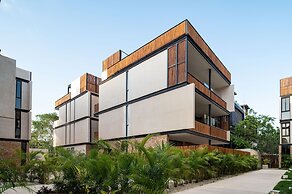 Two Bedroom Luxury Apartment by TuLuna