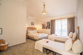 Jasmine Marmaris
